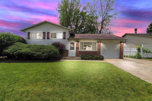 161 Montana Ave, Glendale Heights, IL 60139-2647