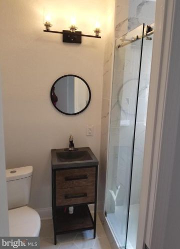 779 44 St, Philadelphia PA 19104-2939 exterior