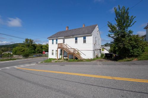 77 Central St, Unity, NH 03773-1605