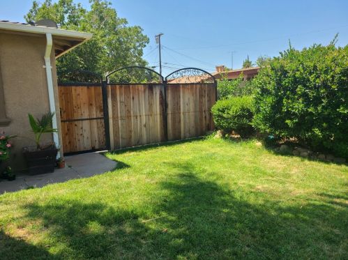 1518 Plumas Ave, Modesto, CA 95358-5940