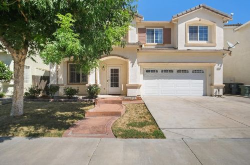 3021 Simms Ln, Tracy, CA 95377-7931