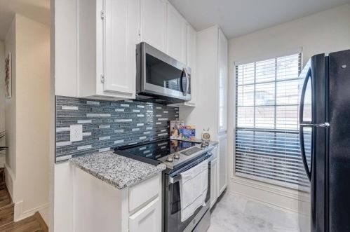 7431 Kingswood Cir, Fort Worth TX  76133-6534 exterior