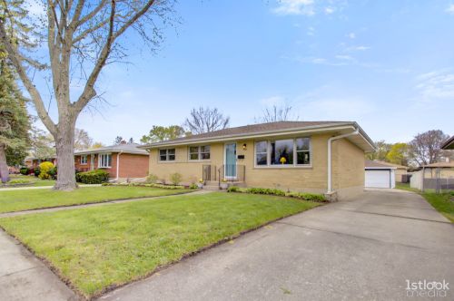666 Willow Gln, Addison, IL 60101-1252