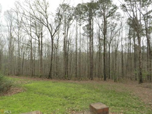 110 Hayden Ln, Newnan, GA 30265-1487