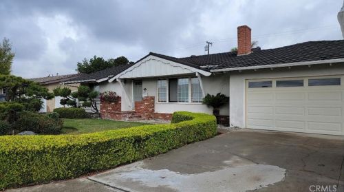 2905 Elmlawn Dr, Anaheim, CA 92804-3914