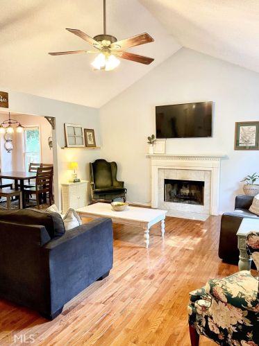 3382 Turtleback Rd, Gainesville, GA 30506-1602