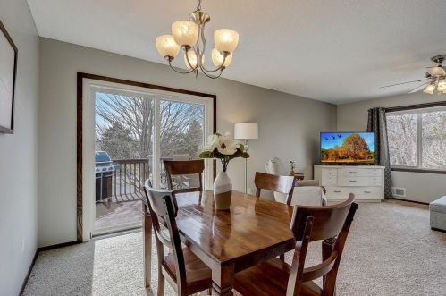 2862 Castleford Ct, Saint Paul MN  55125-3416 exterior
