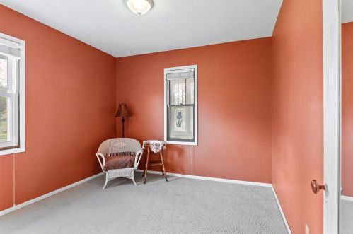 295 Chelsea St, Saint Paul MN  55115-2080 exterior