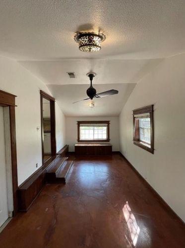 1028 43 St, Austin TX  78751-4415 exterior