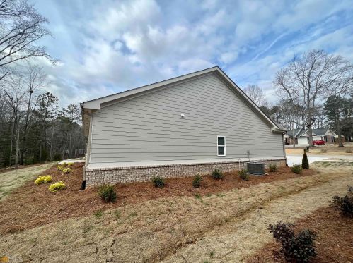 396 Sunset Dr, Statham, GA 30666-1637