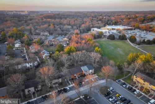 7481 Hickory Log Cir, Columbia MD  21045-5003 exterior