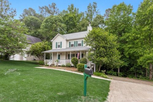 404 Wood Chase Ln, Holly Springs, GA 30114-2270