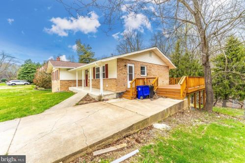 908 Devere Dr, Silver Spring MD 20903-1625 exterior