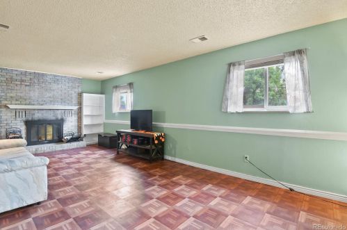 1794 Evanston St, Aurora CO 80014-2519 exterior