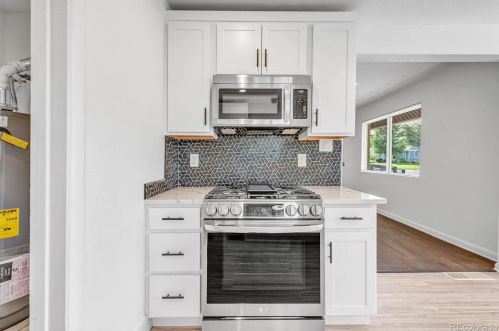 2000 Elk Pl, Denver CO  80211-1228 exterior