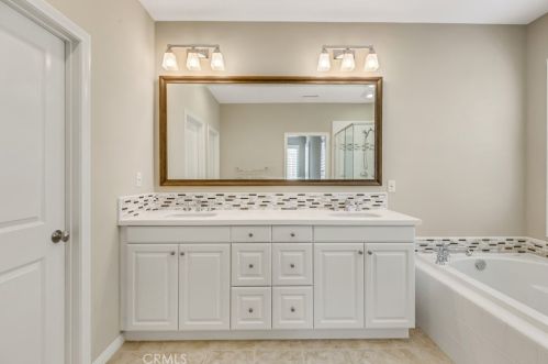 81 Kimbal, Irvine CA  92620 exterior
