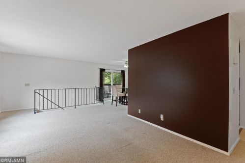 4828 Grenwich Way, Saint Paul MN  55128-2034 exterior