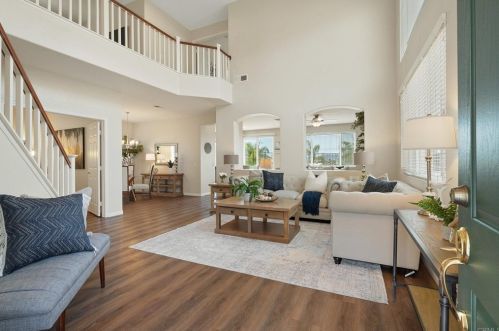 713 Helmsdale Rd, San Marcos, CA 92069-8133