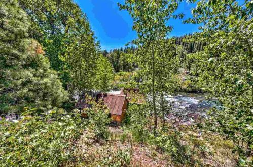 10199 River St, Truckee CA  96161-0535 exterior