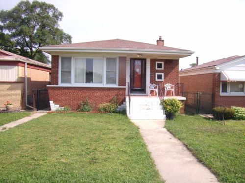 4030 135th Pl, Robbins, IL 60472-1402