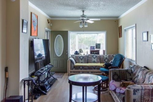 2713 Spruce St, Pueblo, CO 81004-4052