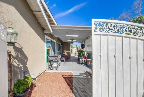 73 Sherwood St, Chula Vista, CA 91911-4428