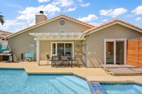 54320 Avenida Herrera, La Quinta, CA 92253-3657