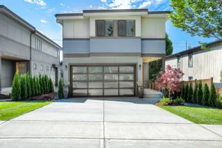 11421 88th St, Kirkland, WA 98033-5741
