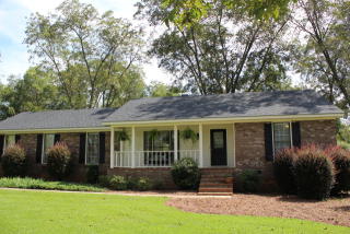 121 Berkeley Rd, Albany, GA 31721-8706