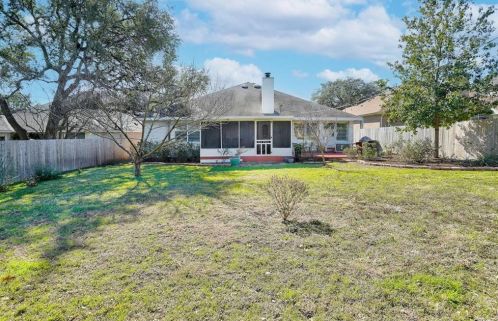 6408 Convict Hill Rd, Austin TX  78749-2348 exterior