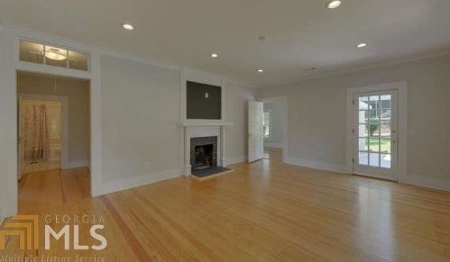 216 Walnut St, Toccoa, GA 30577-6470