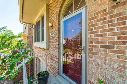 8429 Millwood Dr, Springfield, VA 22152-2836