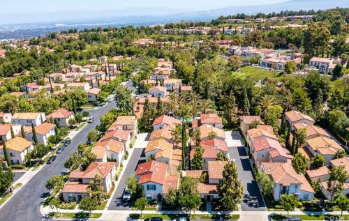77 Canyoncrest, Irvine CA  92603-0131 exterior