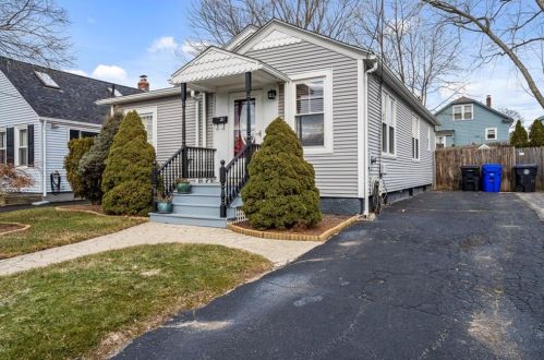25 Brookside Ave, Providence, RI 02911-1510