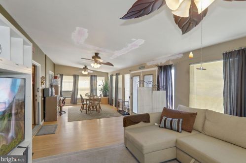 7537 Pleasant Ave, Camden NJ 08110-3536 exterior