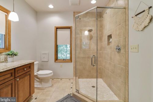 4 Pileated Woodpecker Ln, Hedgesville WV  25427-6232 exterior