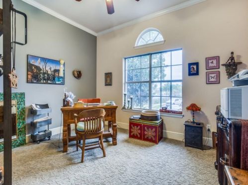 4401 Bay Vly Dr, Garland TX  75043-1874 exterior