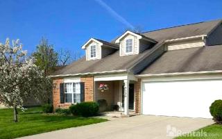 7536 Camberwood Dr, Indianapolis IN  46268-4732 exterior