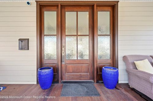 502 6th Ave, Tinton Falls NJ  07712-5408 exterior