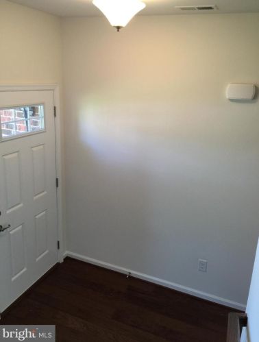 22 Ventana Ct, Trenton, NJ 08619-2580
