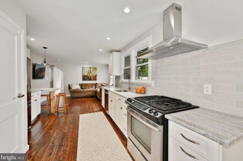 505 Mount Laurel Rd, Mount Laurel NJ  08054-9554 exterior