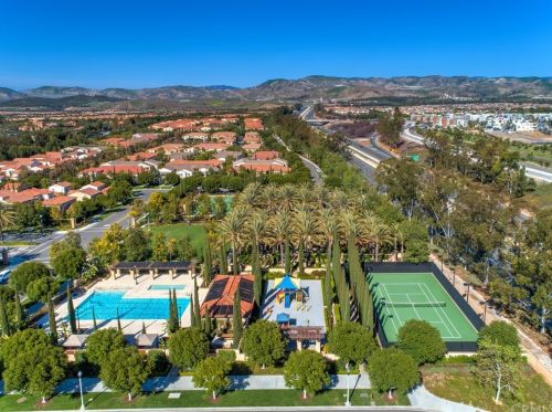 328 Bronze, Irvine CA  92618-1510 exterior