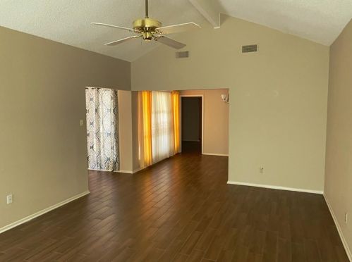 5014 Ledgestone Dr, Fort Worth TX  76132-2017 exterior