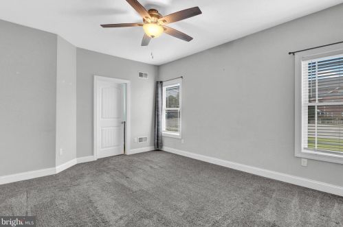 180 3rd St, Hanover PA  17331-2325 exterior