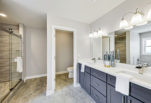 138 Hillside Ln, Willowbrook IL  exterior