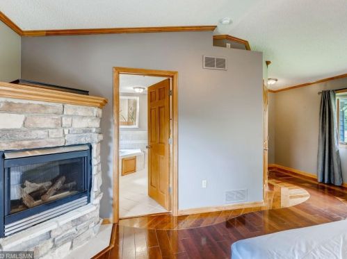 2265 James Ct, Saint Paul MN  55122-2317 exterior