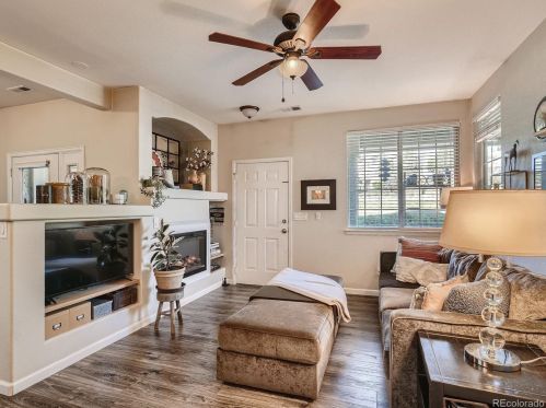 22655 Ontario Dr, Denver, CO 80016-2711