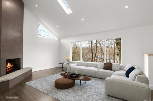 35 Deep Gorge Rd, Greenwich CT  06831-4215 exterior