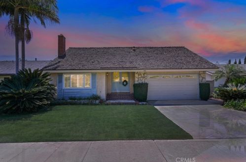 280 Park Ln, Orange, CA 92866-2337