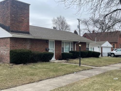 1021 Wentworth Ave, Calumet City, IL 60409-5328